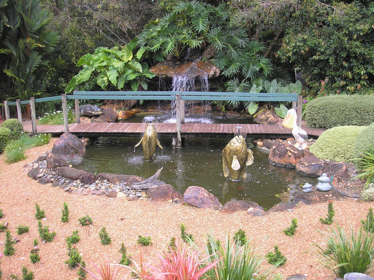 Fibreglassgarden statues Australia - Public art sculpture