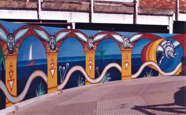 airbrushing theme park artwork